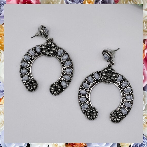 Western Boho Style Silver Concho Naja Earrings #880 - Picture 1 of 11